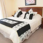 Hotel Avellano